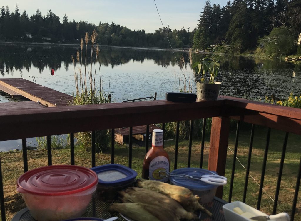 Eating Out At Home – Creating Your Favorite Restaurant Eats Without Going&nbsp;Out!