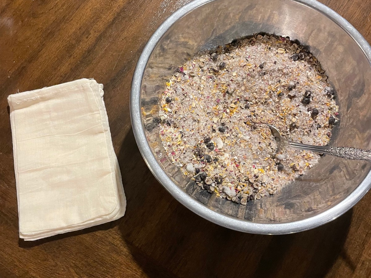 How to Make an Herbal Recovery&nbsp;Soak